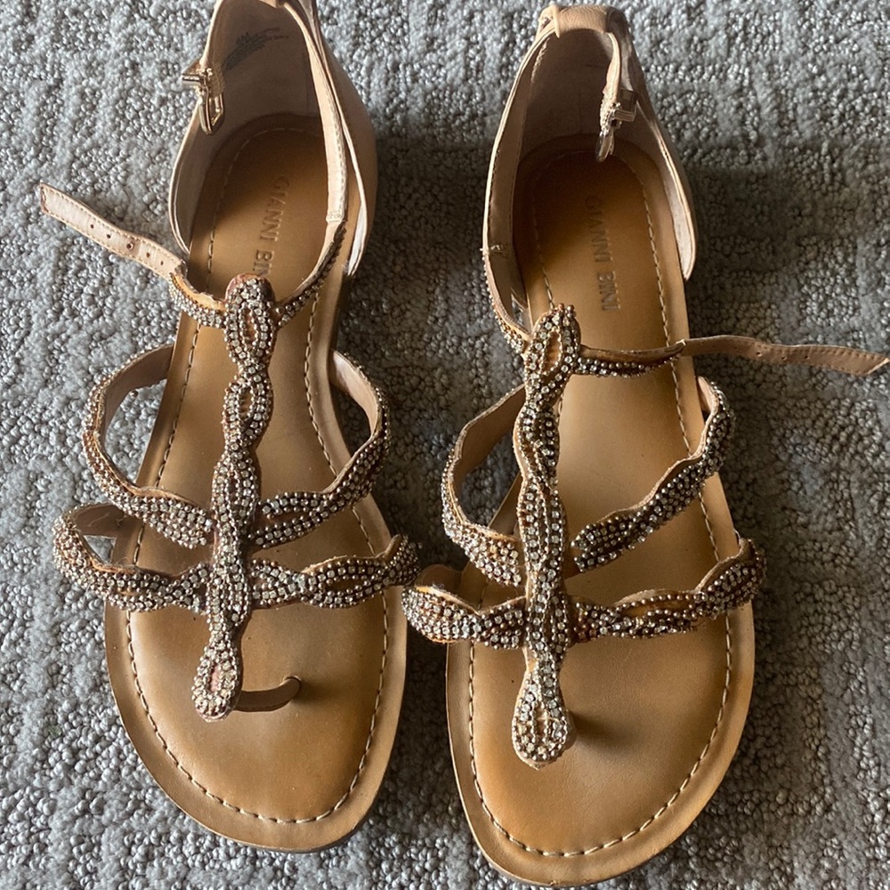 Gianni Bini leather Sandals size 8